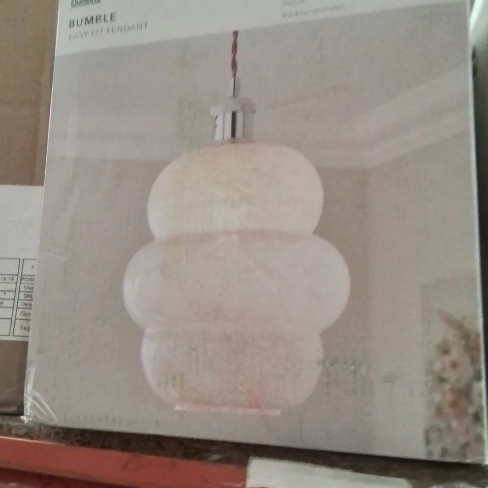 BOXED BUMBLE EASY FIT PENDENT