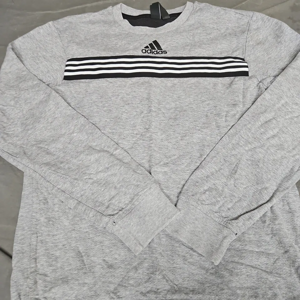 ADIDAS LONG SLEEVE TOP - SIZE SMALL