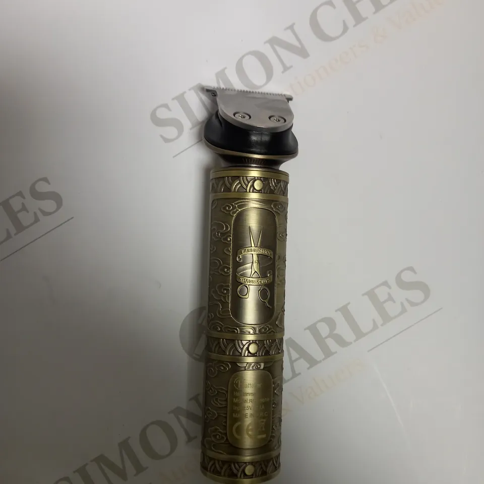 BOXED HATTEKER PROFESSIONAL ZERO GRIPPED HAIR TRIMMER & GROOMING KIT RFC-5618 