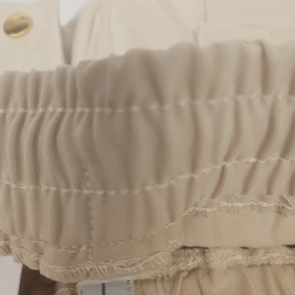 ANGEL SETS BEIGE CARGO-STYLE TROUSERS - SIZE L