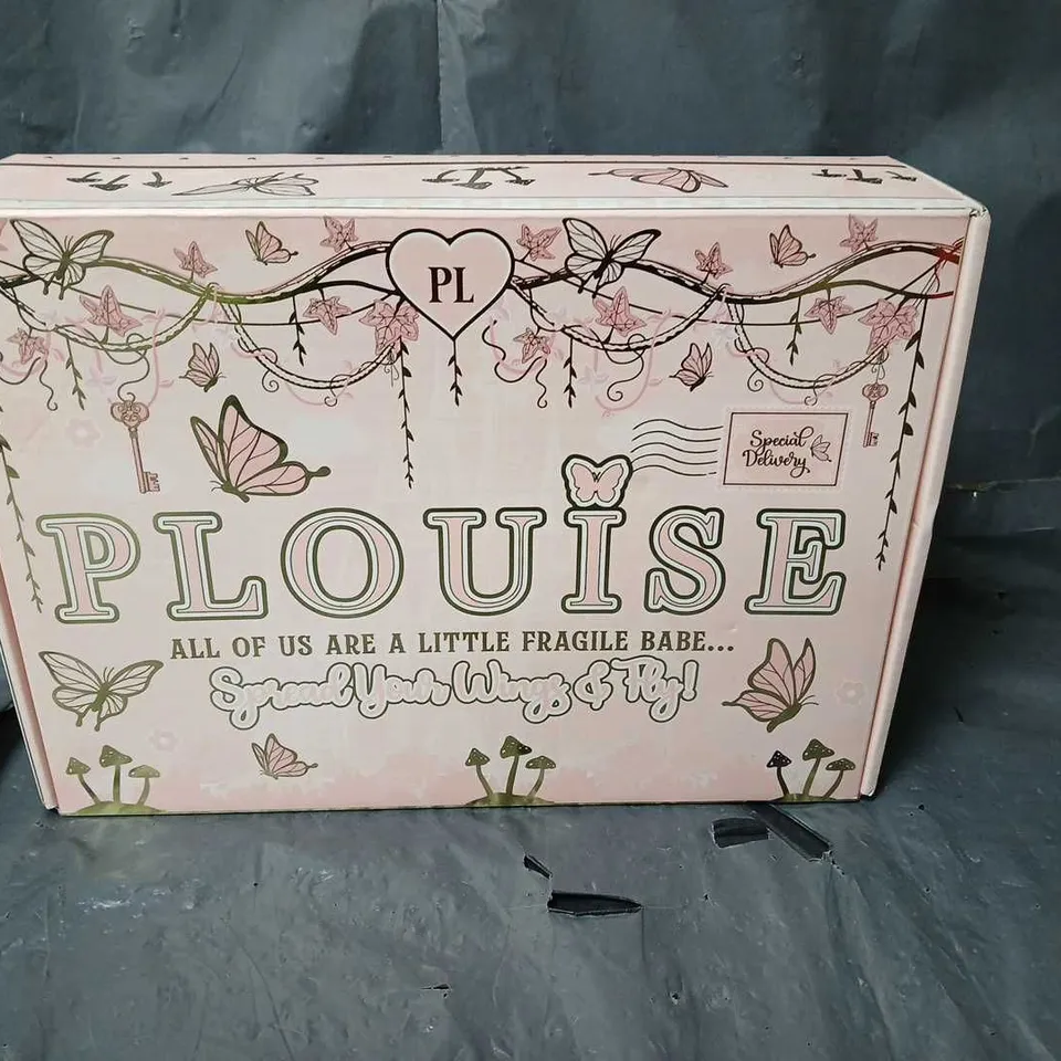 SEALED PLOUISE MYSTERY GIFT BOX