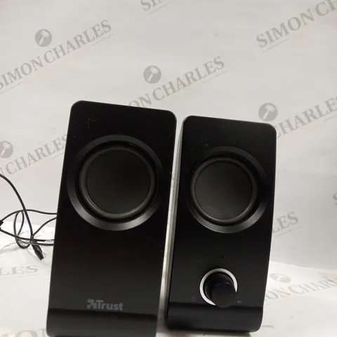 BOXED TRUST SPEAKER SET