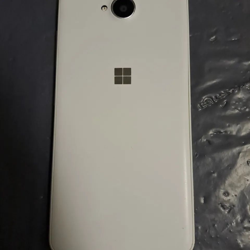 MICROSOFT RM-1152 SMARTPHONE