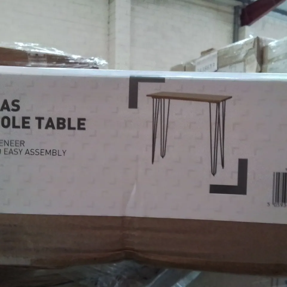 PALLET CONTAINING A LARGE QUANTITY OF BRAND NEW ZORRAS CONSOLE TABLES