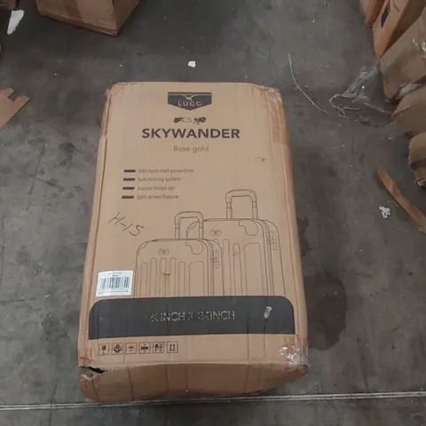 BOXED LUGG LIGHTWEIGHT TRAVEL SUITCASE 