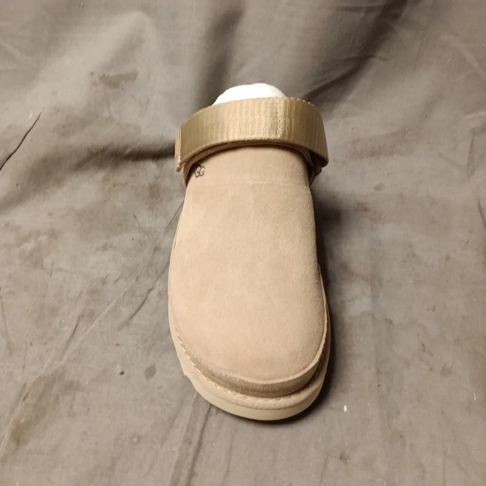 UGG TAN SUEDE SLIDE SANDALS – SLIP-ON SIZE 3