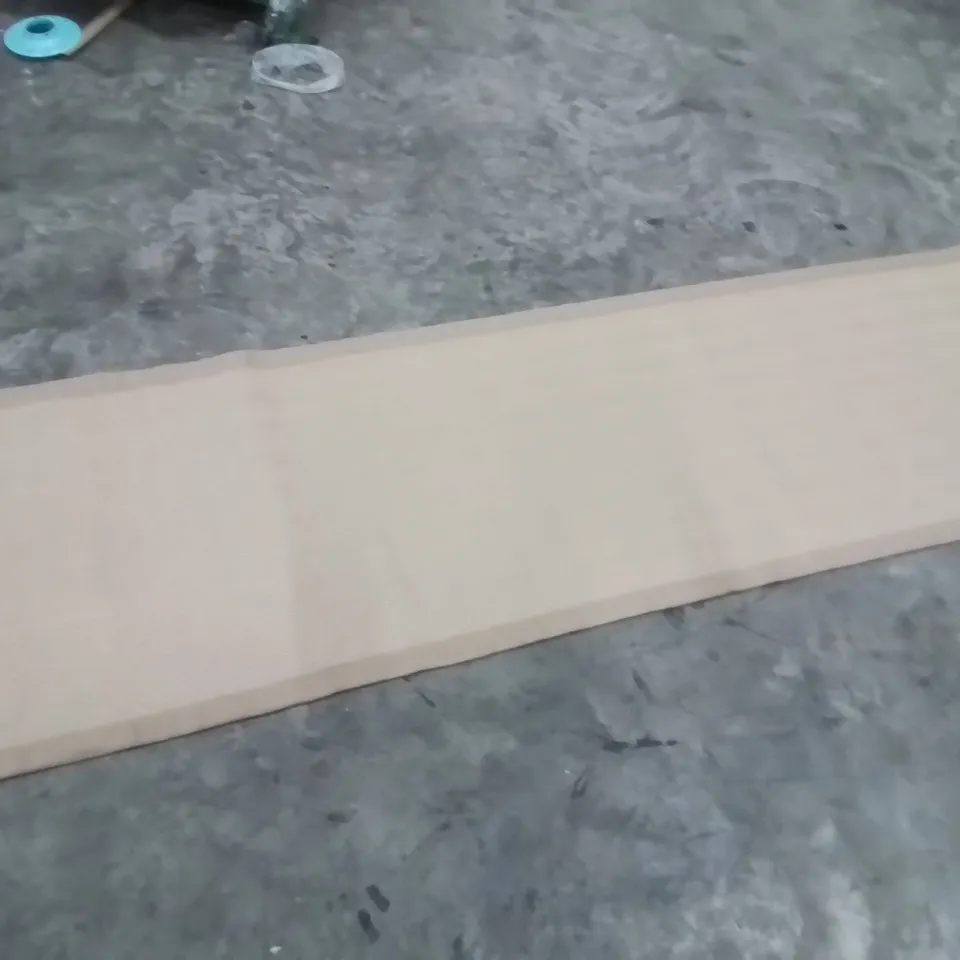 QUALITY DESIGNER AREA RUG - APPROXIMATELY 290X80CM