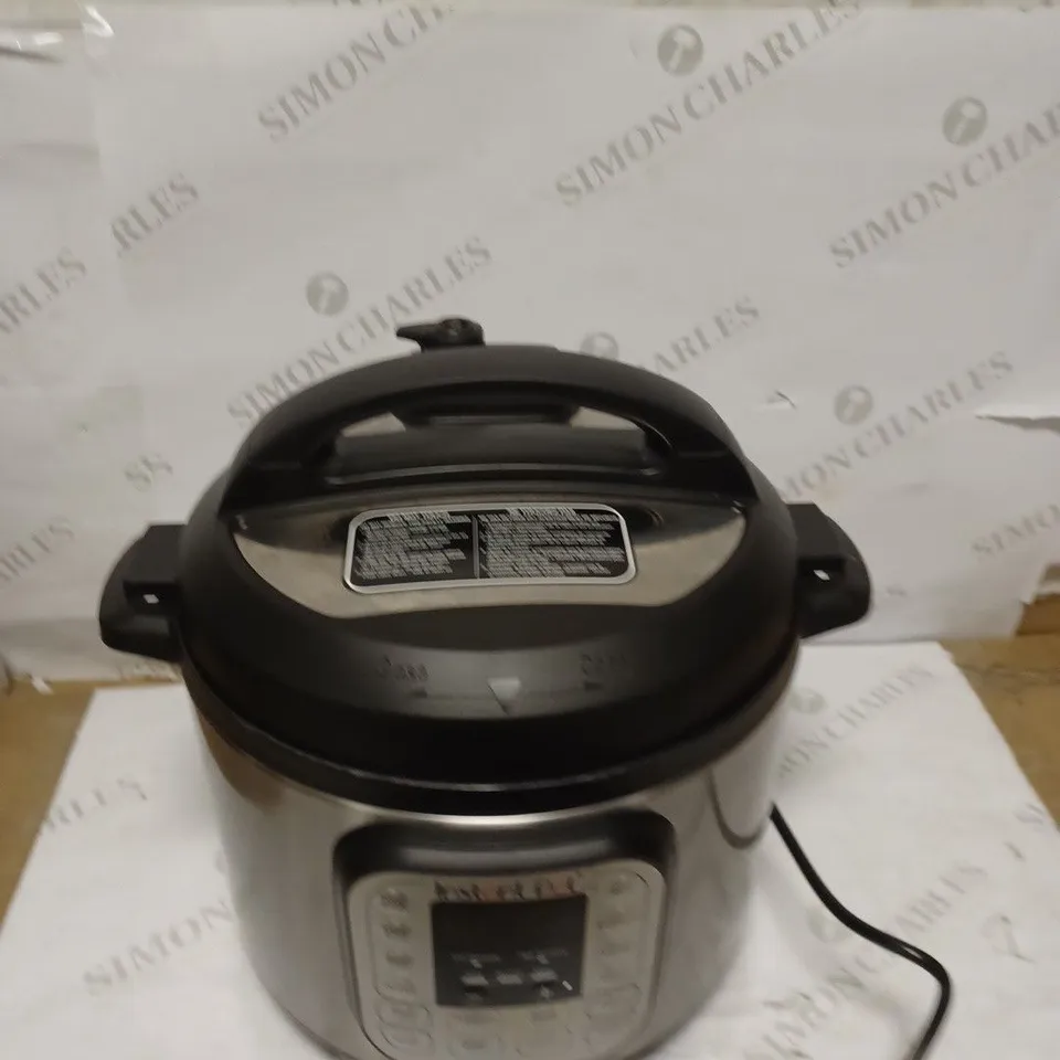 INSTANT POT DUO SMART PRESSURE COOKER
