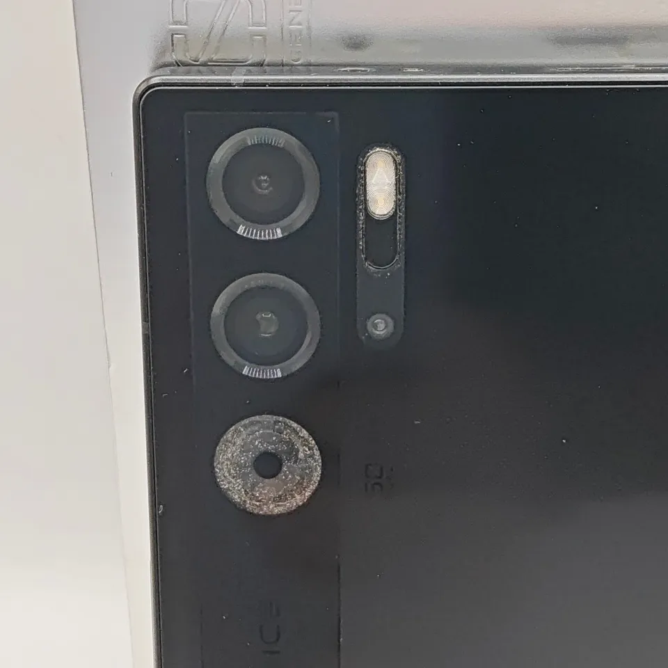 BOXED REDMAGIC 9 PRO 12/256GB IN SLEET - NX769J