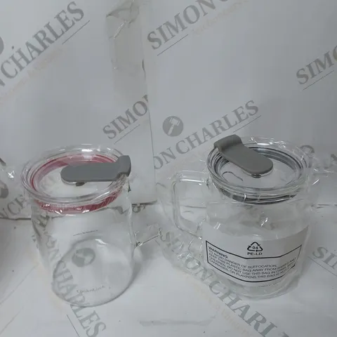 2 X GLASS HANDLED GLASSES