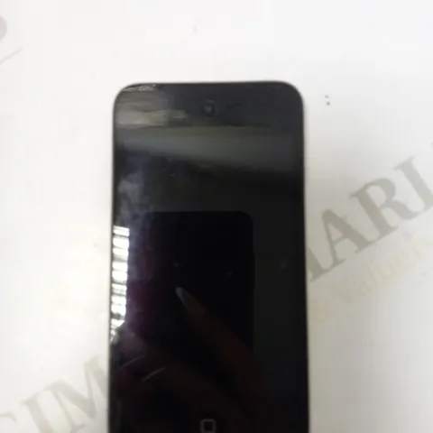 IPOD TOUCH 4TH GEN