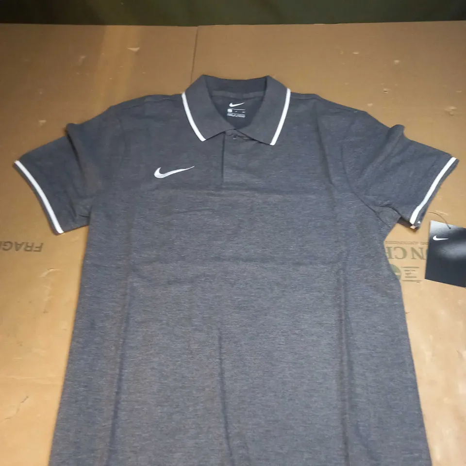 NIKE LOGO POLO SHIRT SIZE S