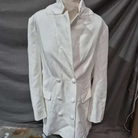 RIVER ISLAND STUDIOS WHITE DOUBLE-BREASTED COAT β UK 14 (OCCASION)