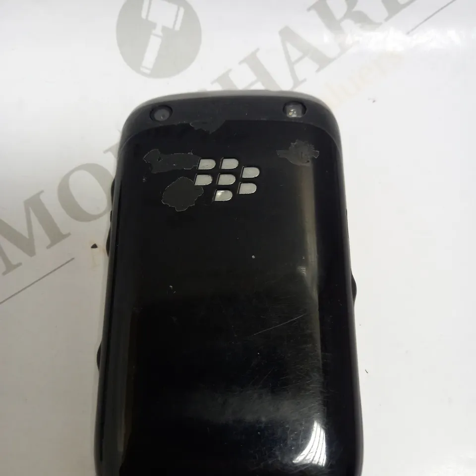BLACKBERRY CURVE MOBILE PHONE