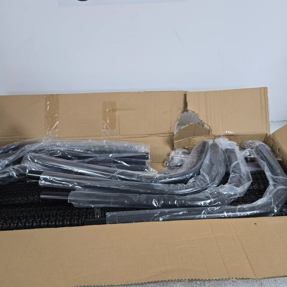 SAFE WHISKERS PET FENCE BARRIER (BOXED)