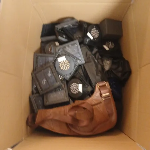 BOX OF APPROXIMATELY 15 ASSORTED ITEMS TO INCLUDE: LEATHER MANBAG