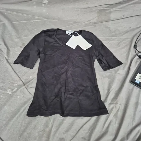 EGO COS BLACK SHORT-SLEEVE T‑SHIRT 