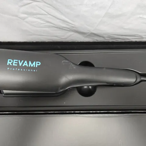 REVAMP PROGLOSS 2-IN-1 BEACH & VOLUME WAVER