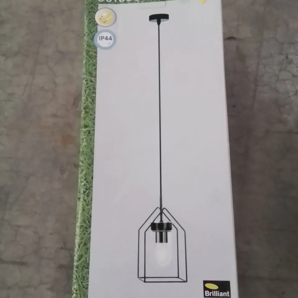 BOXED BRILLIANT HOME OUTDOOR PENDANT LIGHT 60 W CLEAR GLASS AND METAL BLACK FINISH