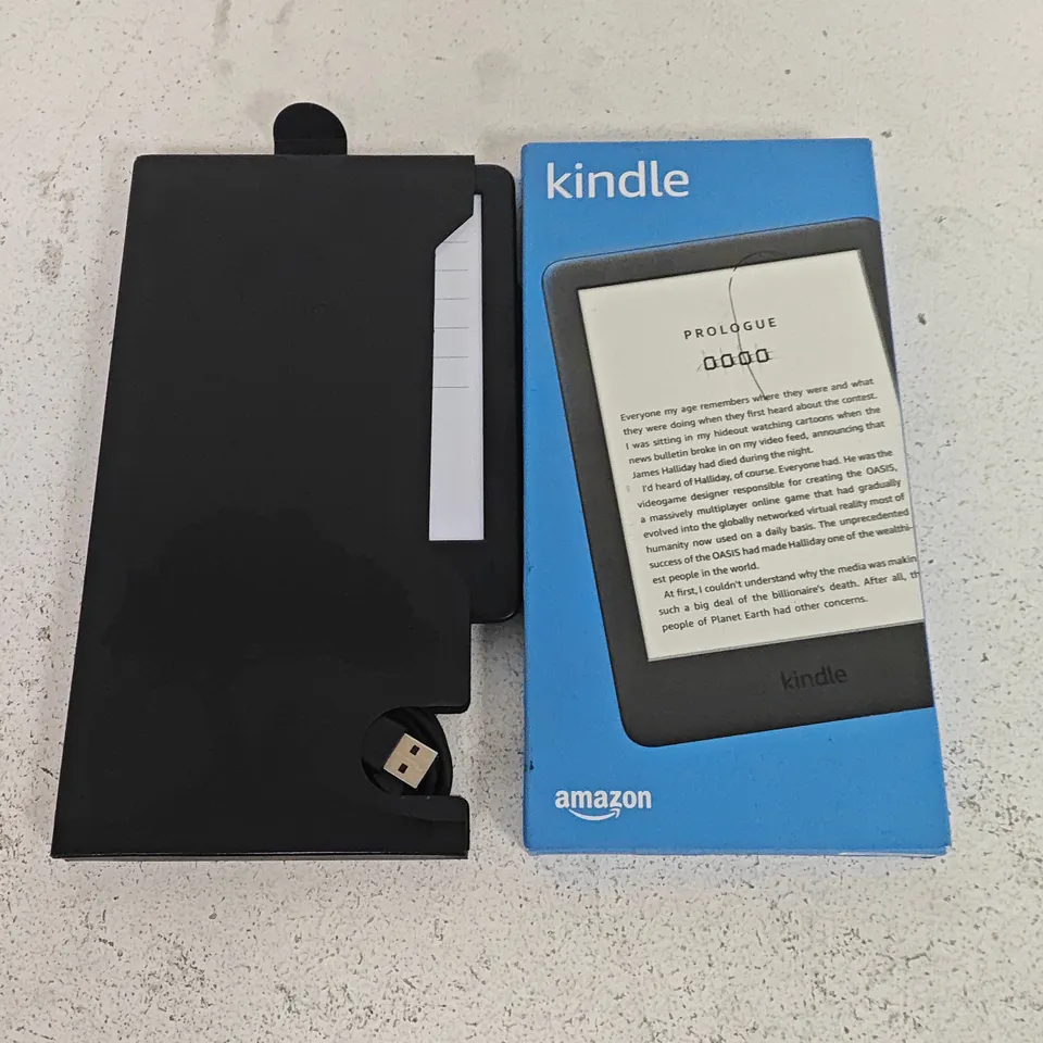 BOXED AMAZON KINDLE 4GB TABLET IN BLACK - JPG29R