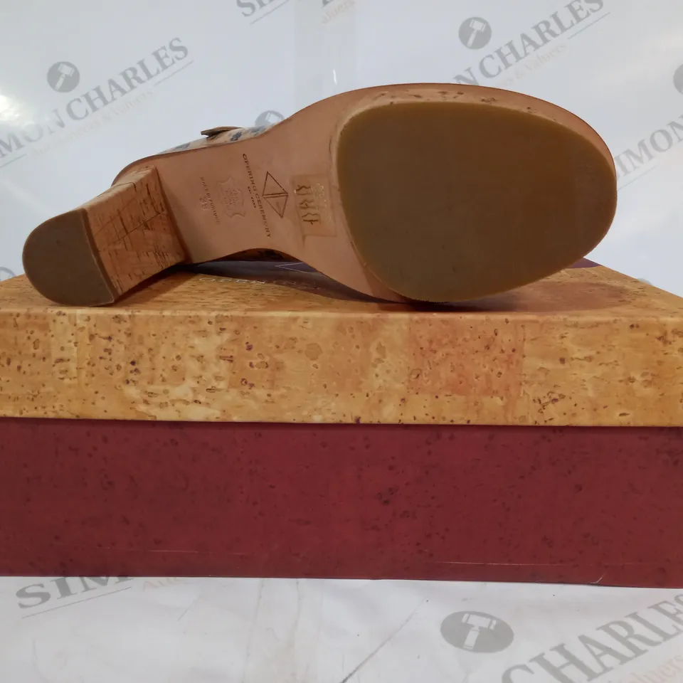 BOXED PAIR OF OPENING CEREMONY FLORAL CORK SOLE HIGH HEELS EU SIZE 39