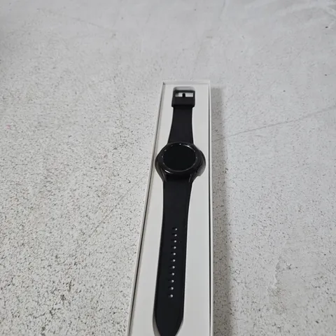 SAMSUNG GALAXY WATCH4 BLACK SMARTWATCH – BOXED