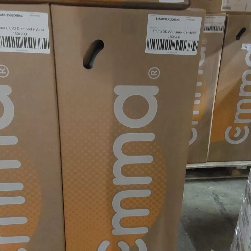 BRAND NEW BOXED EMMA UK V2 DIAMOND HYBRID 150 x 200CM KING SIZE MATTRESS 