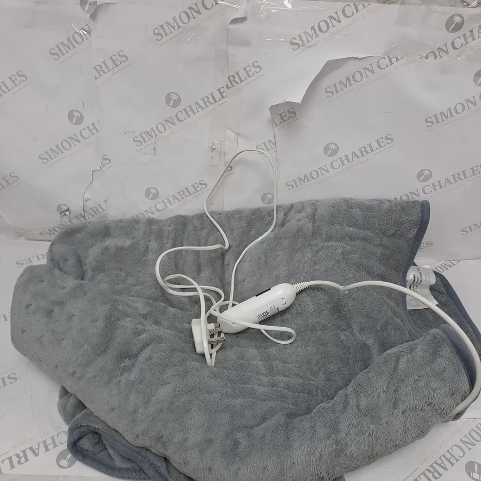 SILENT NIGHT HEATED BLANKET IN GREY 