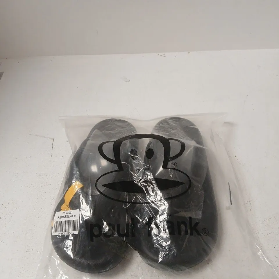 PAUL FRANK BLACK FLIP FLOPS - EUR 40-41