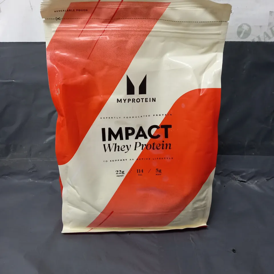 SEALED MYPROTEIN IMPACT WHEY PROTEIN IN CARAMALISED BISCUIT 1KG