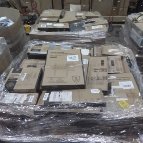 PALLET CONTAINING LARGE QUANTITY OF DIFFERENT TV MOUNTS