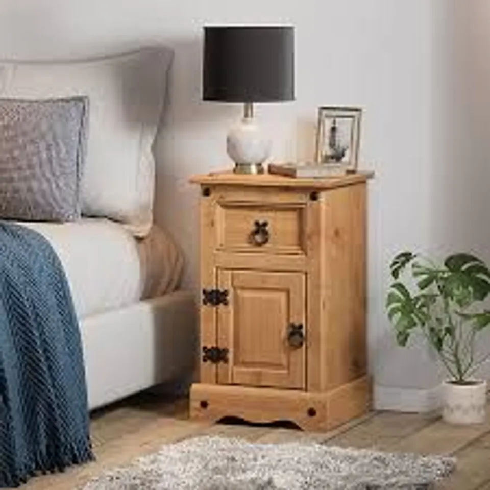 BOXED CORONA NARROW 1 DOOR 1 DRAWER BEDSIDE POT CUPBOARD - DISTRESSED WAXED PINE (1 BOX)