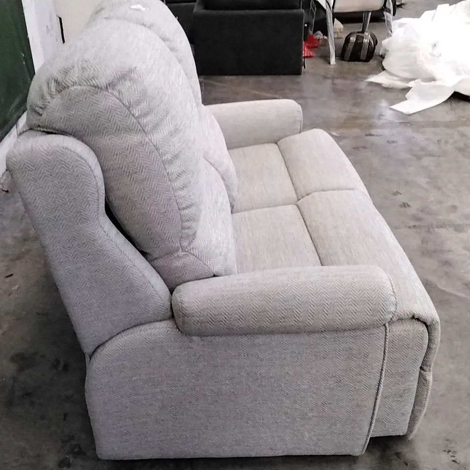 QUALITY BRITISH DESIGNER G PLAN MANUFACTURED NEWMARKET 2 SEATER SOFA - CHEVRON MIST