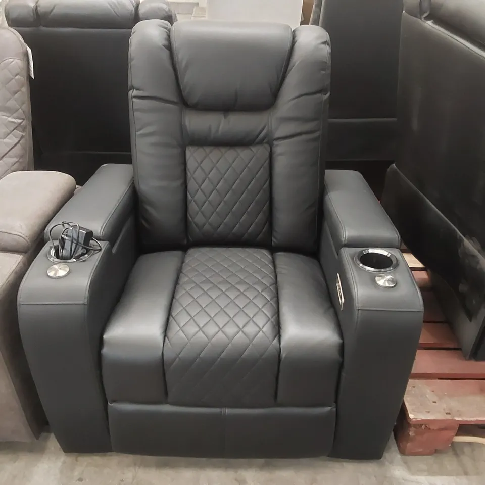 QUALITY DESIGNER FAUX LEATHER ELECTRIC RECLINING ARMCHAIR WITH CUPHOLERS 