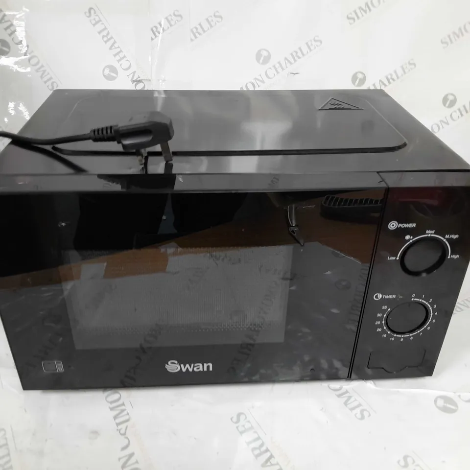 UNBOXED SWAN 20L 700W MANUAL MICROWAVE RRP £54