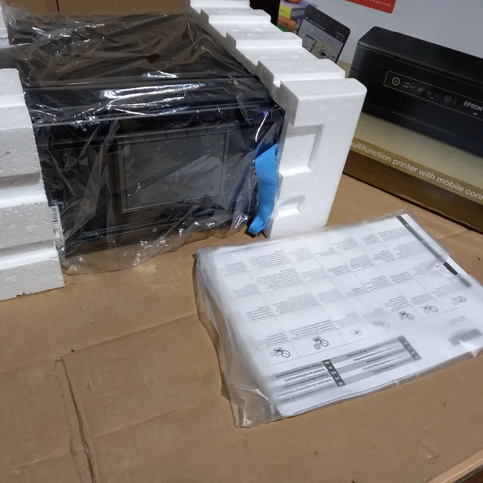 BOXED EPSON HOME COLOUR PRINTER/COPY/SCANNER