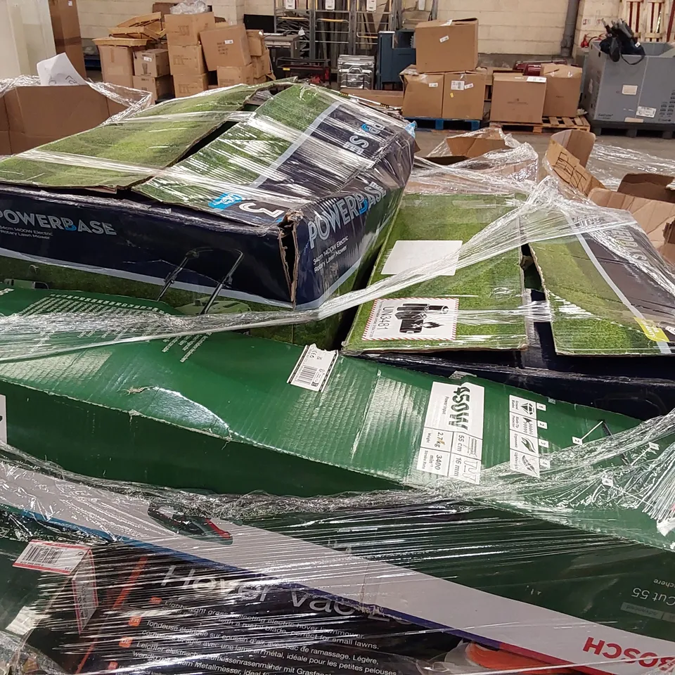 PALLET OF APPROXIMATELY 15X BOXED RAW UNCHECKED LAWN MOWER/GARDEN TOOLS 