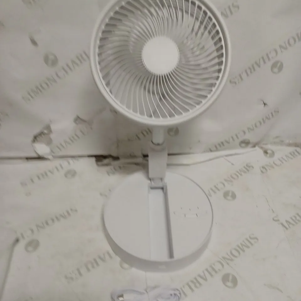 BELL & HOWELL ADJUSTABLE FOLDING RECHARGEABLE STAND FAN WHITE