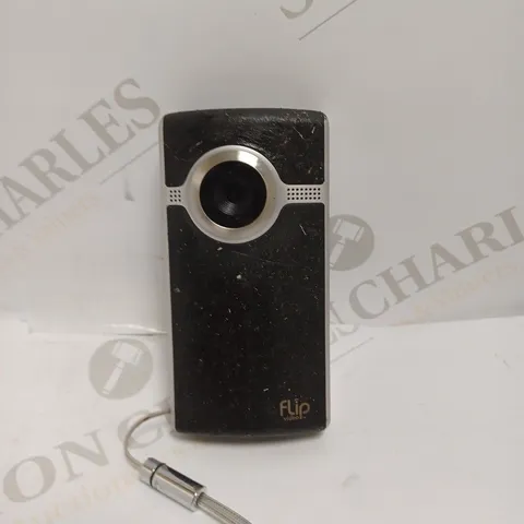 FLIP VIDEO ULTRA CAMCORDER