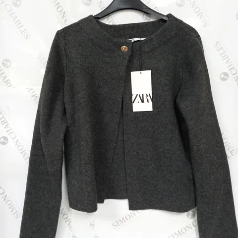 ZARA SINGLE BUTTON LONG SLEEVE TOP IN DARK GREY - EU SMALL