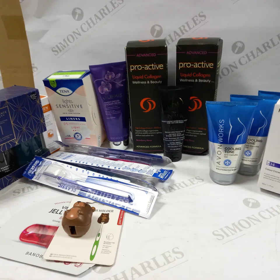ASSORTED HEALTH AND BEAUTY ITEMS APPROX. 20 ITEMS 