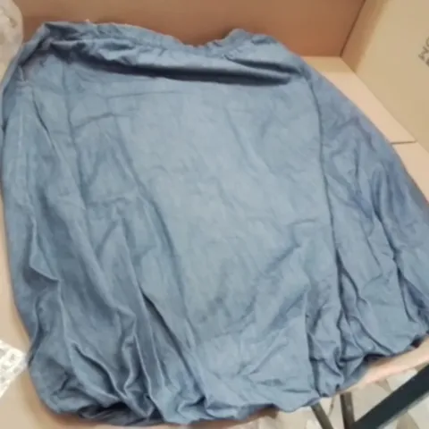 BOXED BRAND NEW APPROXIMATELY 10 SIMPLY BE DENIM SKIRTS MID BLUE SIZE 16