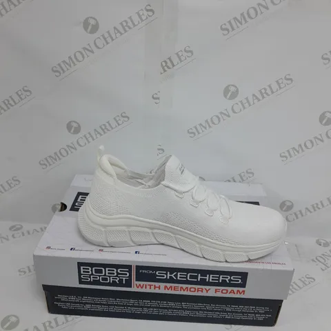BOBS SPORT BY SKETCHERS WHITE TRAINERS SIZE 5 