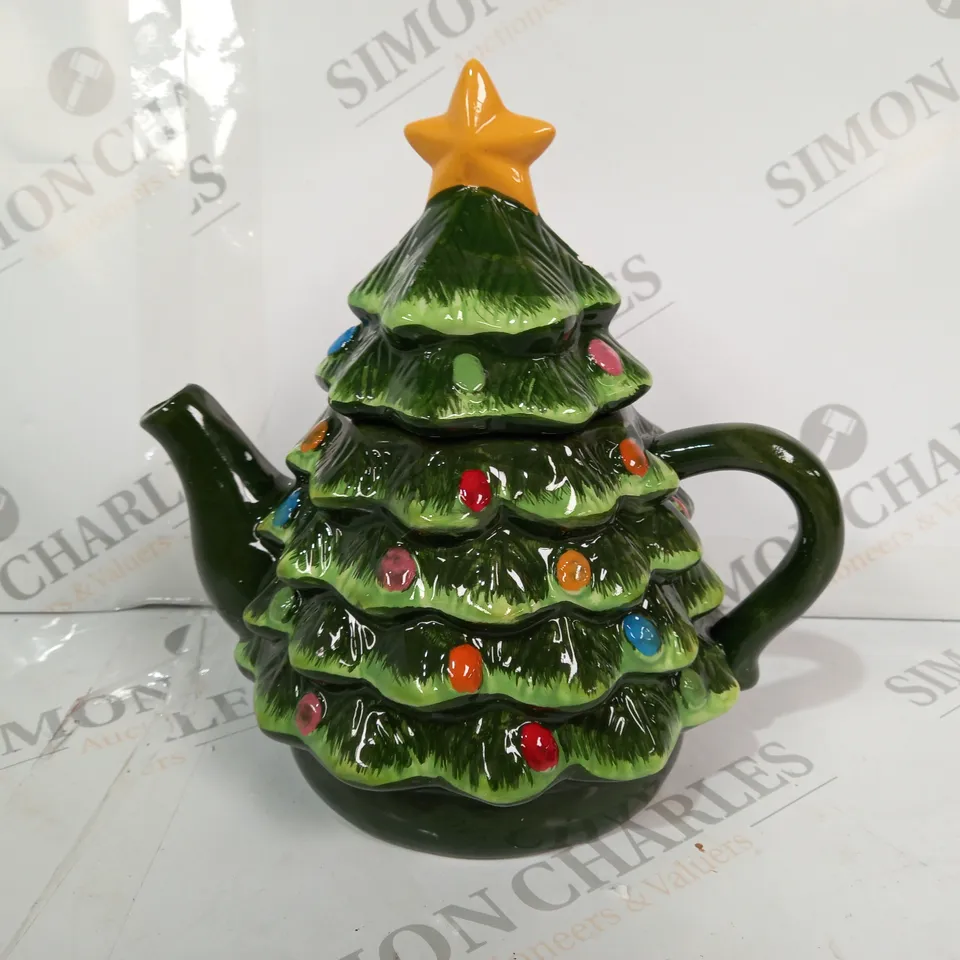 MR NOST TREE TEAPOT 
