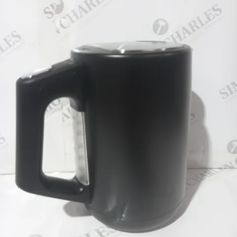 BOXED OUTLET NINJA PERFECT TEMPERATURE KETTLE KT200UK