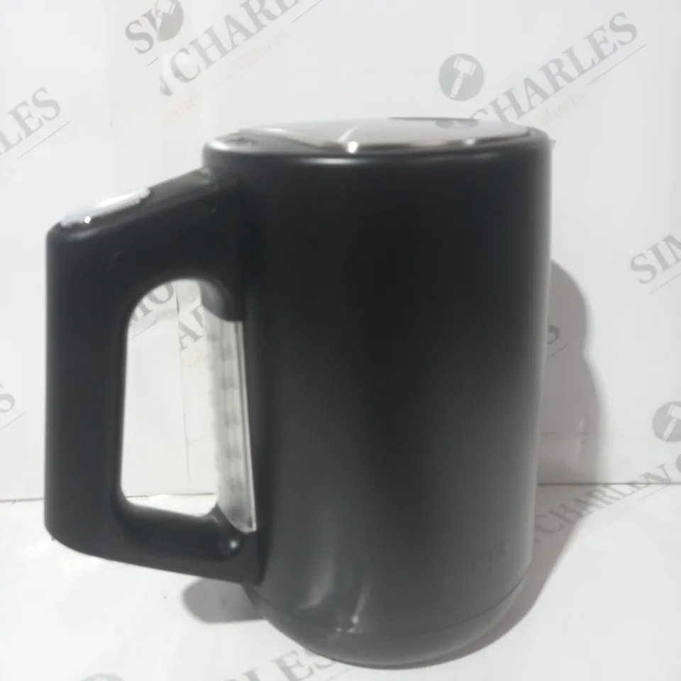 BOXED OUTLET NINJA PERFECT TEMPERATURE KETTLE KT200UK