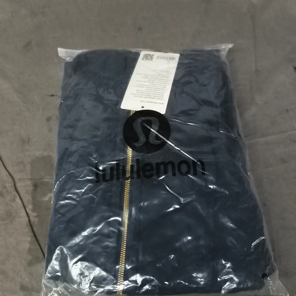 BAGGED LULULEMON HIGH RISE PANTS -SIZE UNSPECIFIED