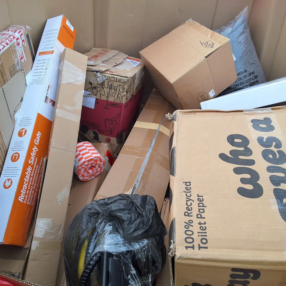 PALLET OF ASSORTED HOUSEHOLD ITEMS TO INCLUDE BABY WALKER, TISSUE MULTI-PACK AND PLASTIC FENCE