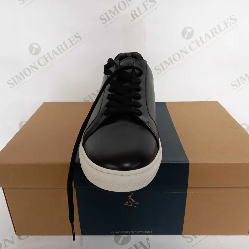 CHARLES TYRWHITT BLACK LEATHER TRAINER - UK 10