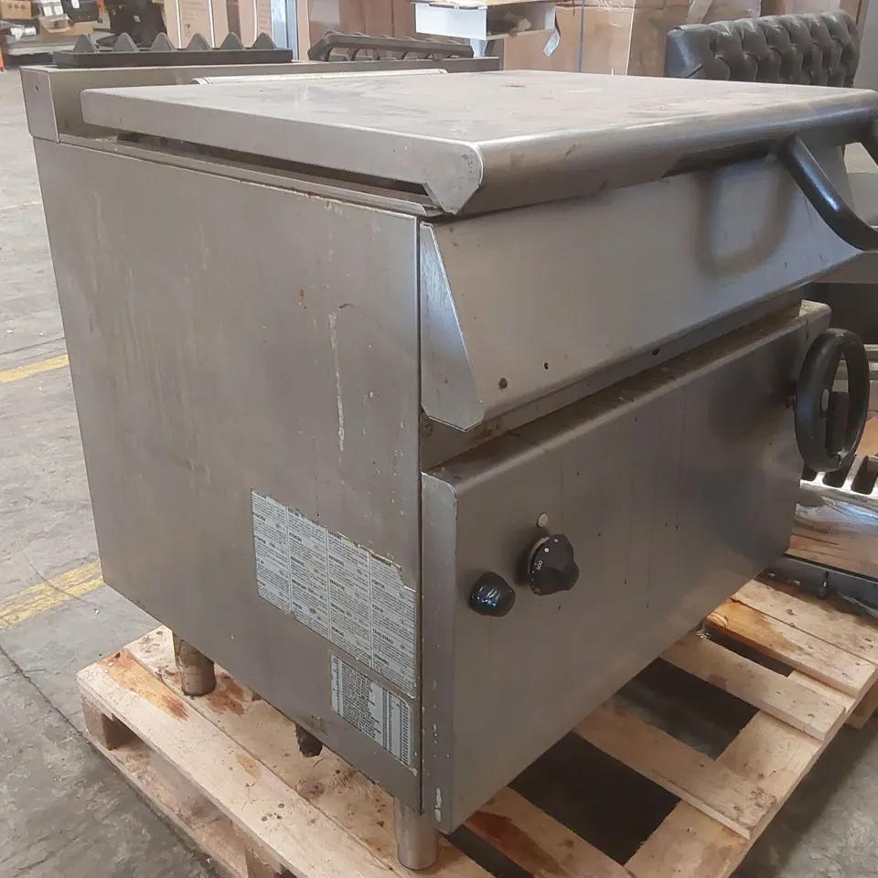 COMMERCIAL MANUAL TILT BRATT PAN